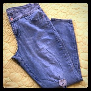 Oldnavy Mid-Rise Rockstar size 14